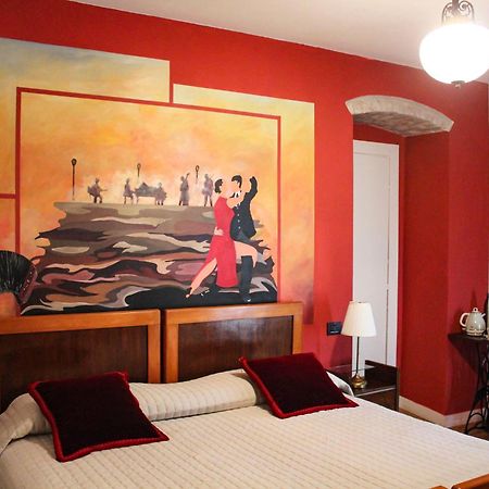 Le Stanze Della Musica Hotel Borgomale Ngoại thất bức ảnh