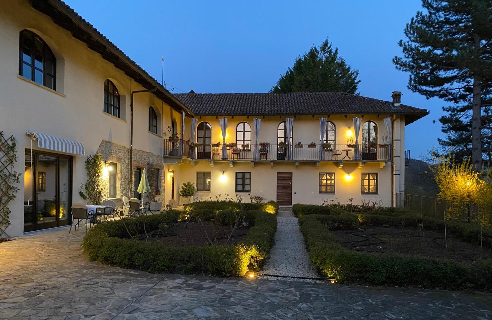 Le Stanze Della Musica Hotel Borgomale Ngoại thất bức ảnh